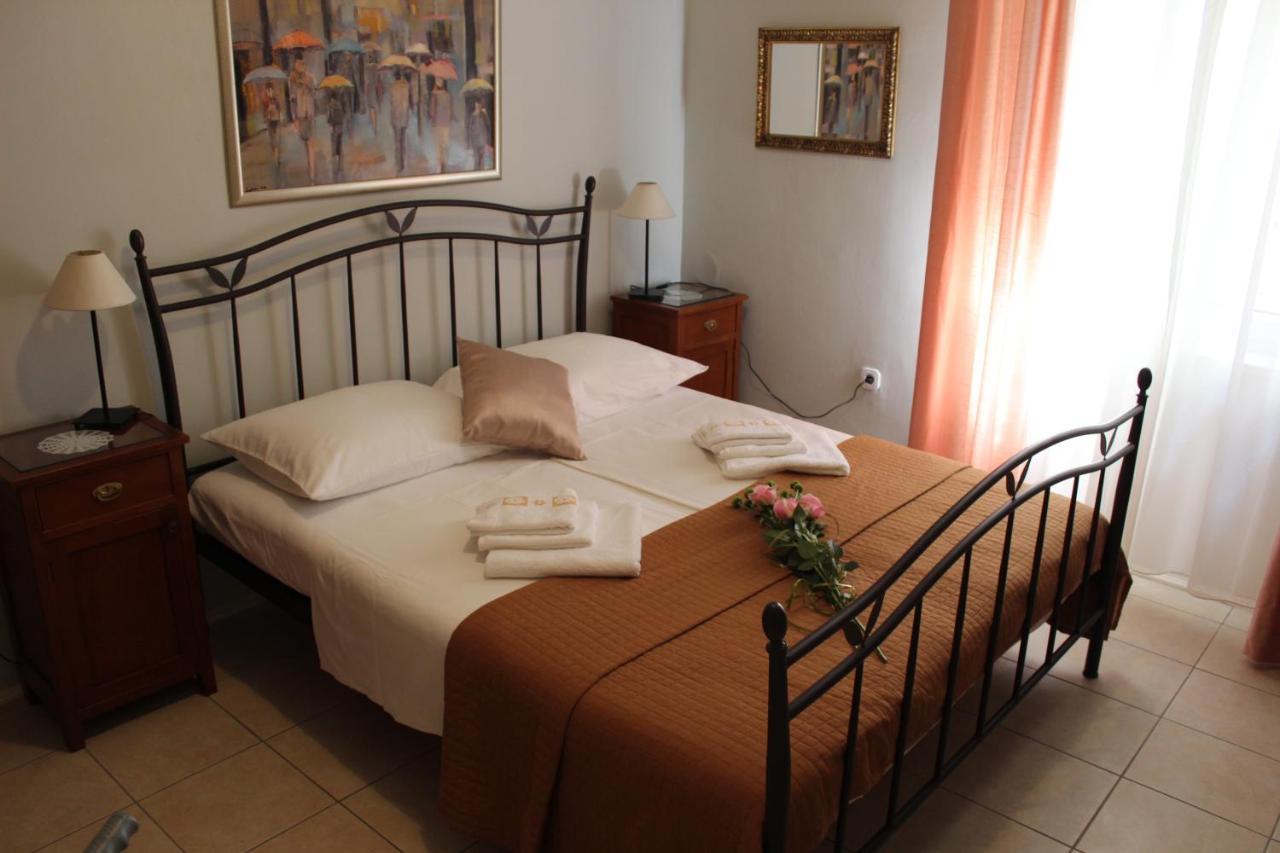 Adagio Theatre Apartment Σπλιτ Εξωτερικό φωτογραφία