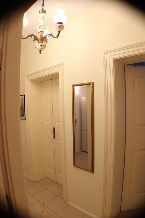 Adagio Theatre Apartment Σπλιτ Εξωτερικό φωτογραφία