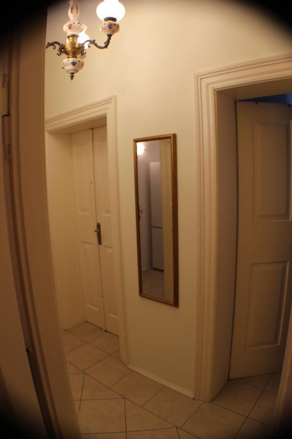 Adagio Theatre Apartment Σπλιτ Εξωτερικό φωτογραφία