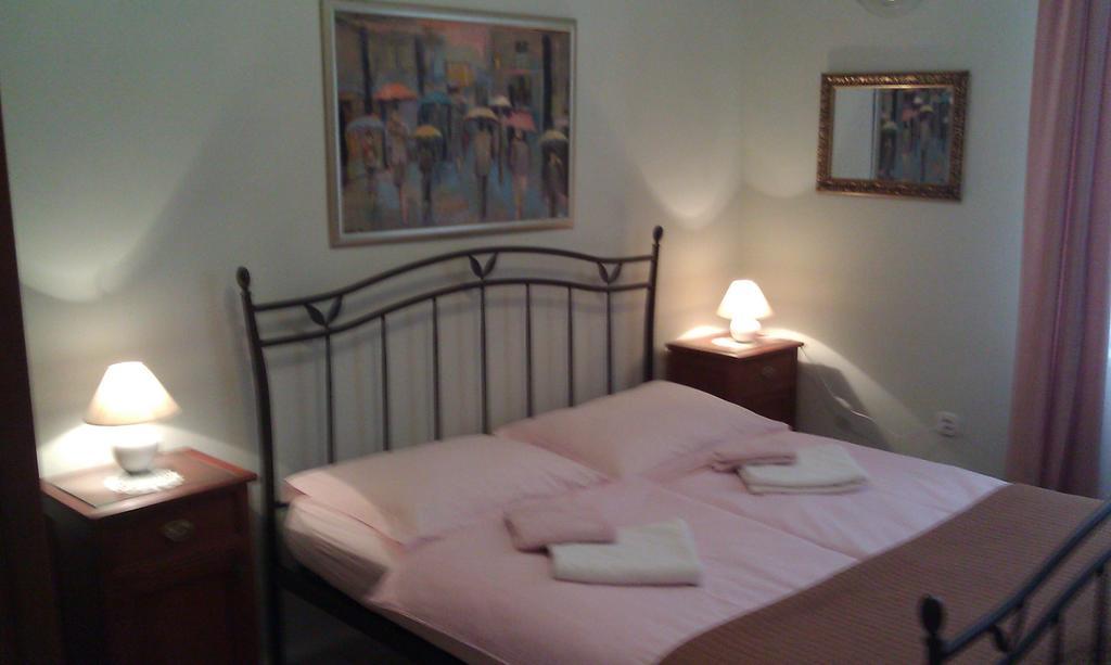 Adagio Theatre Apartment Σπλιτ Δωμάτιο φωτογραφία
